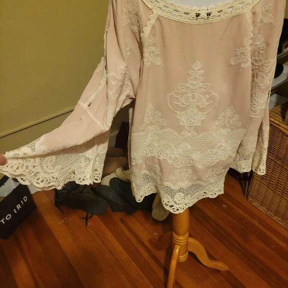 Pink Blouse - Picture 5 of 5